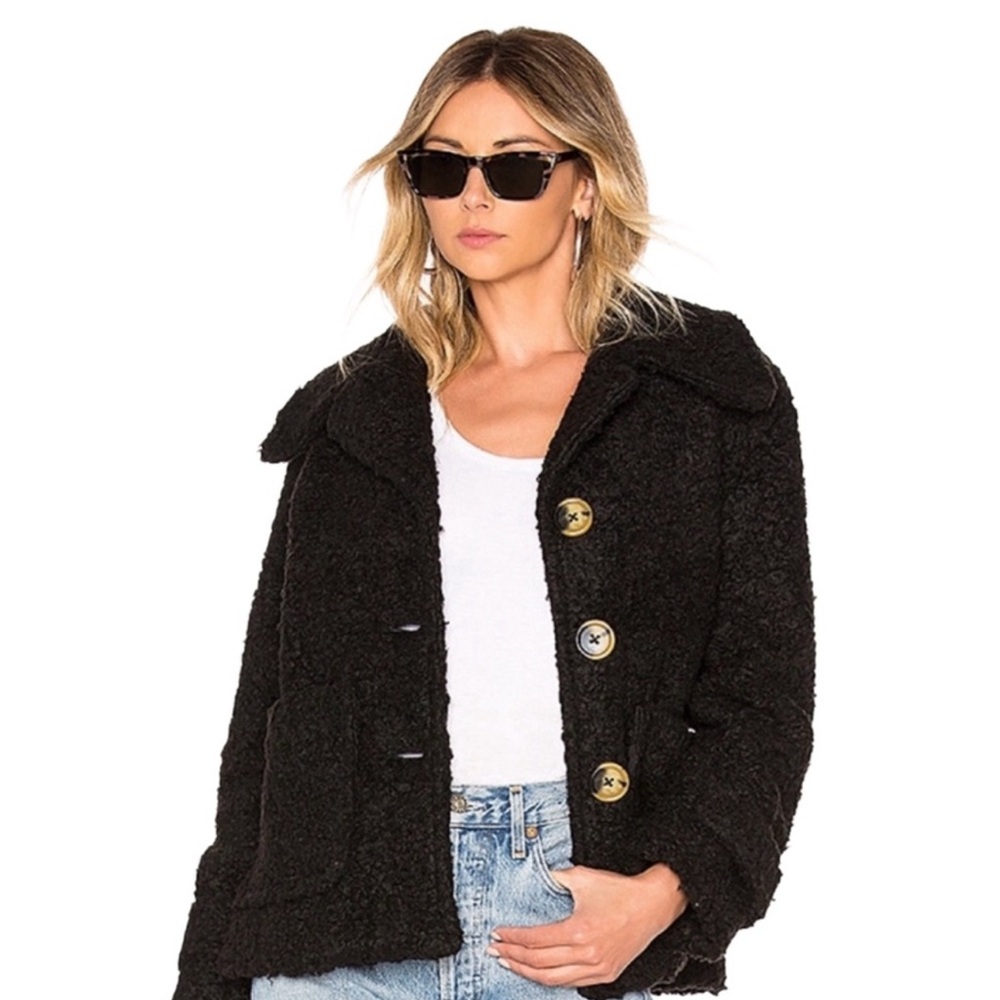 FREE PEOPLE So Soft and Cozy Peacoat- black boucle